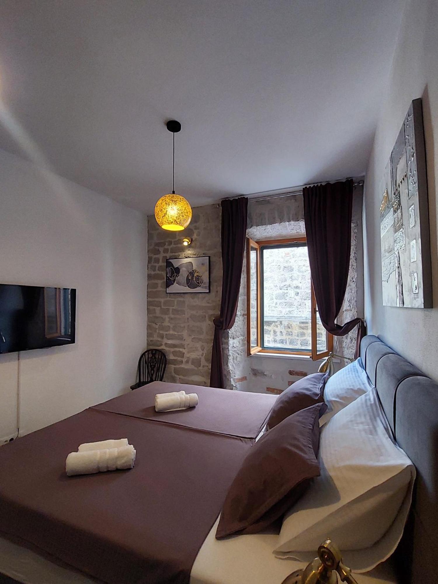 Central Palace Apartment Шибеник Экстерьер фото